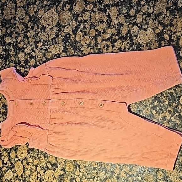 $3for12$$$Bundle 2 spring/summer 3 month sleeveless pants onesies - Picture 2 of 8